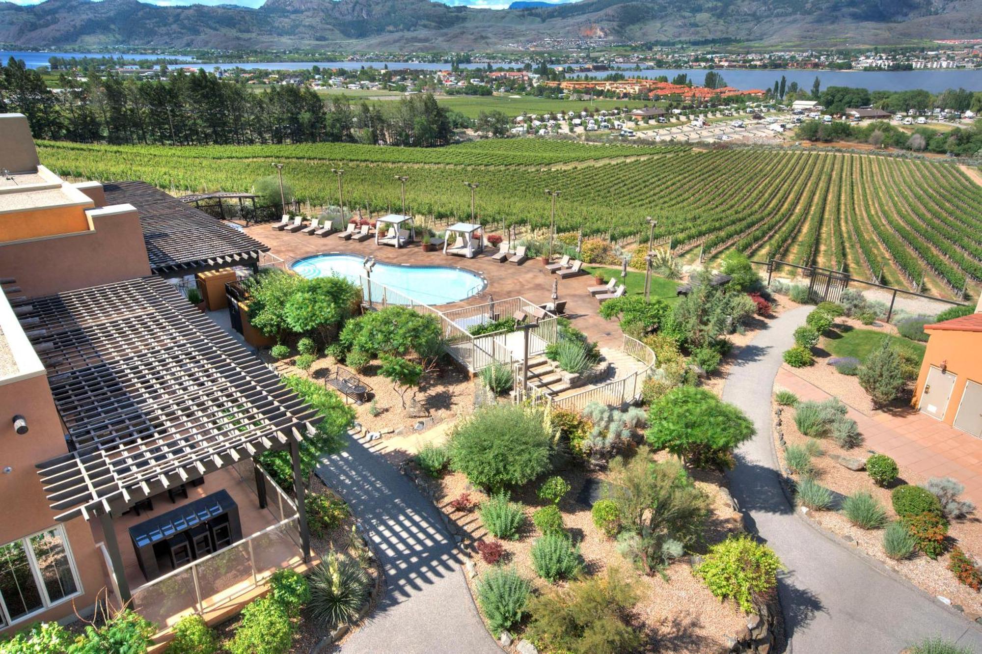Spirit Ridge, In The Unbound Collection By Hyatt Osoyoos Exterior foto
